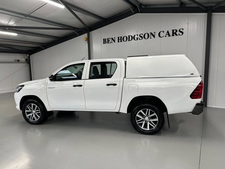 2020 70 TOYOTA HI-LUX 2.4 D-4D ACTIVE PICKUP DOUBLE CAB 4DR DIESEL MANUAL 4WD EU