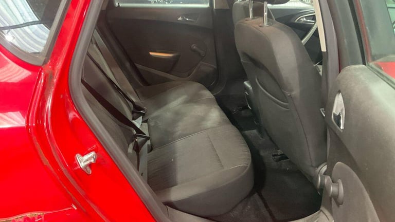 2011 Vauxhall Astra 1.4 16v Excite Euro 5 5dr HATCHBACK Petrol Manual