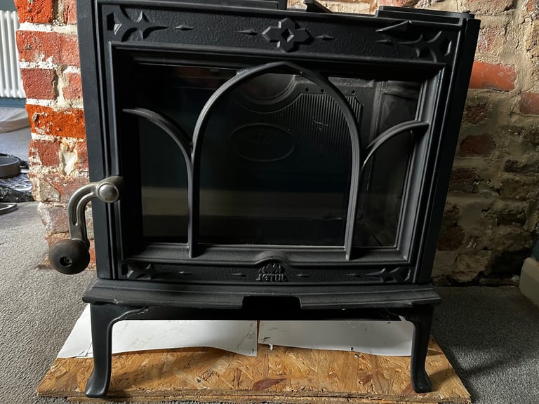 Jotul F100 - fully refurbished