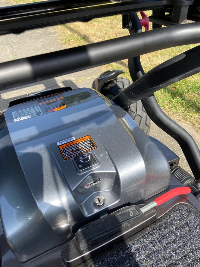 TGA folding mobility scooter 