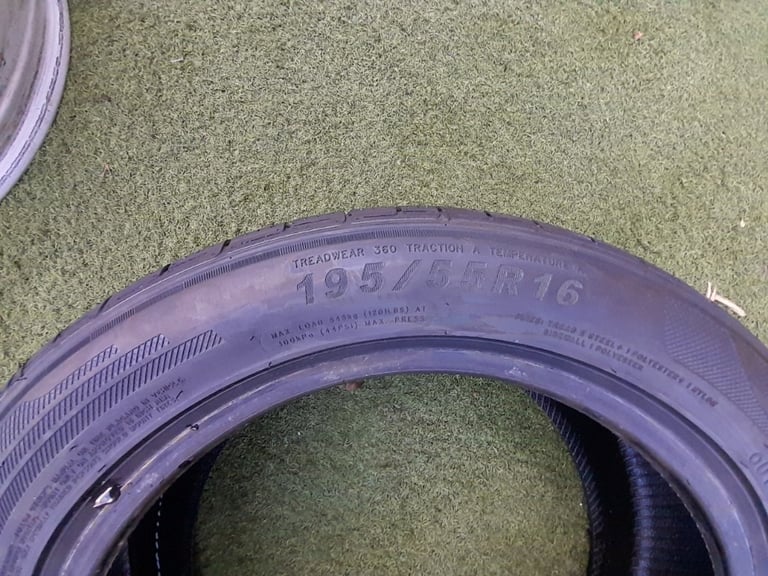 195 55 16 tyre in 8mm tread West London Area