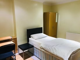 Double room for Rent for single professional ( Includes all bills )