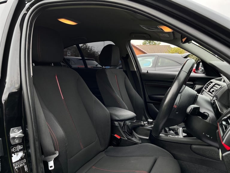  BMW 1 Series 2.0 118d Sport Hatchback 5dr Diesel Manual Euro 6 (s/s) (150 ps) Diesel Manual