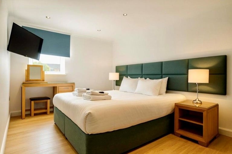 Luxury 2 bedroom apartment - LOADS OF EXTRAS INCLUDED