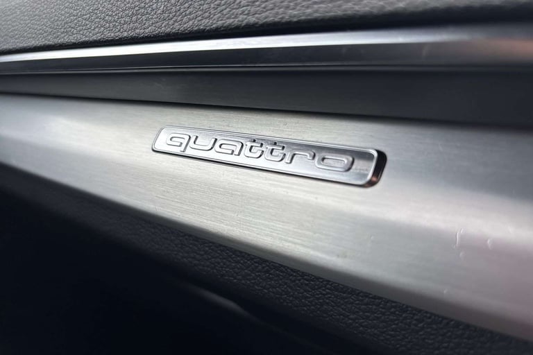 2022 Audi Q5 40 TDI Quattro S Line 5dr S Tronic SUV Diesel Automatic