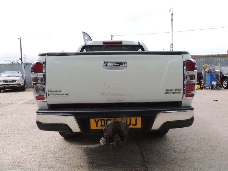 2014 Isuzu D-Max 2.5TD Yukon Double Cab 4x4 PICK UP Diesel Manual