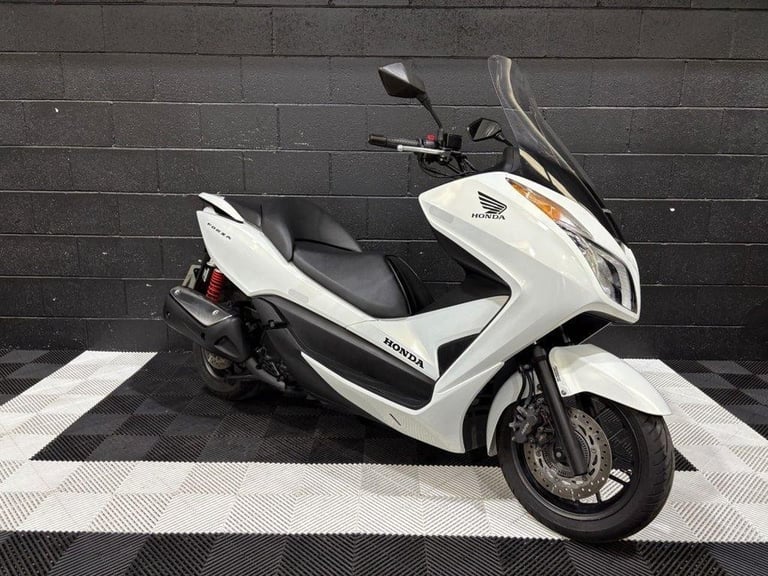 2016 66 HONDA FORZA 300 FINANCE SPECIALISTS APPLY NOW