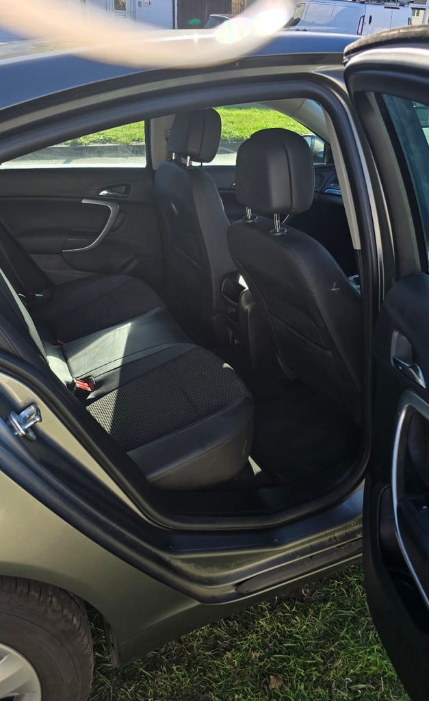 Vauxhall, INSIGNIA, Hatchback, 2017, Manual, 1598 (cc), 5 doors