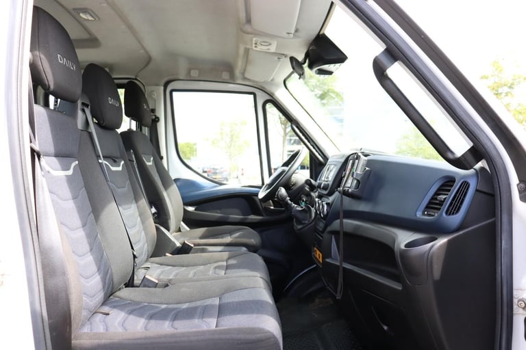 IVECO DAILY 70-180 DYSON SLIDE AND TILT RECOVERY L.H.D (2021)
