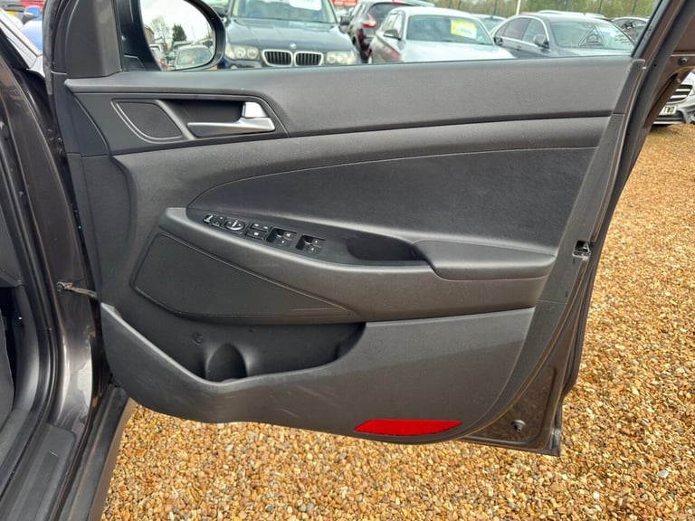 2016 Hyundai TUCSON 1.7 CRDi Blue Drive SE Nav SUV 5dr Diesel Manual Euro 6 (s/s) (116 ps) Diesel...