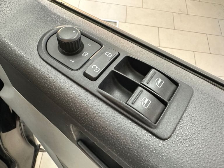 2013 Volkswagen Transporter 2.0 TDI 102PS Trendline Van PANEL VAN DIESEL Manual