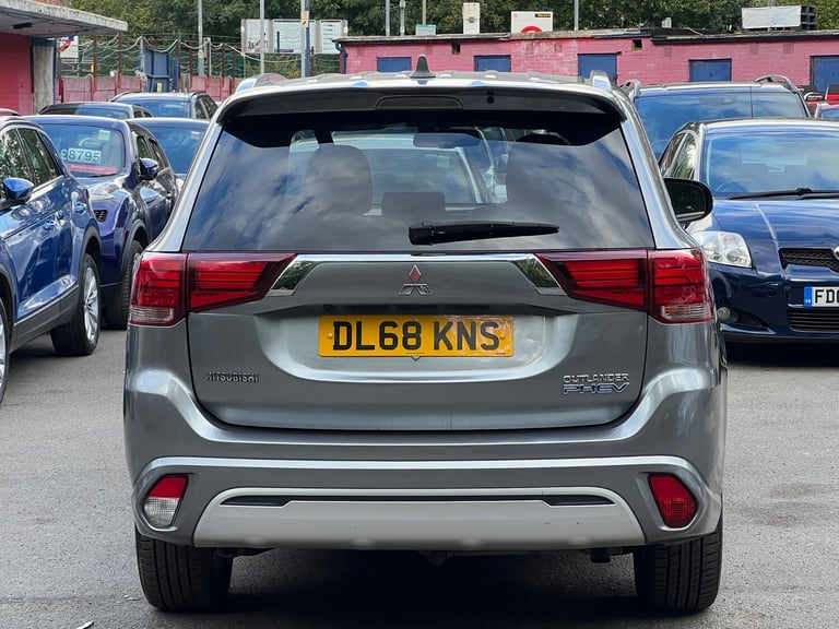 2019 Mitsubishi Outlander 2.4h TwinMotor 13.8kWh 4h SUV 5dr Petrol Plug-in