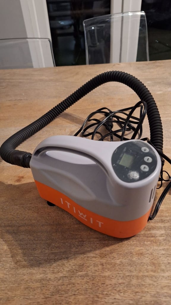 Decathlon High-Pressure Electric Pump for Kayaks, SUPs, etc