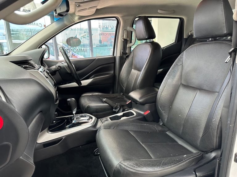2016 Nissan Navara 2.3 dCi Tekna Pickup Double Cab 4dr Diesel Auto 4WD Euro 6 (190 ps) PICKUP Die...