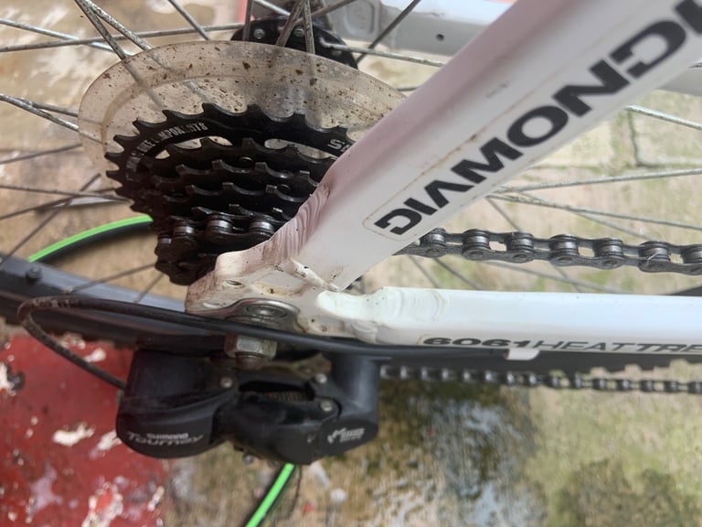 Diamond back 21 speed mountain bike 
