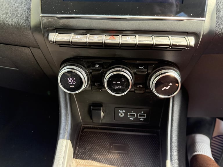 2020 70 REG RENAULT CAPTUR 1.5 DIESEL BLUE DCI 115 S EDITION SUV EURO 6 ULEZ
