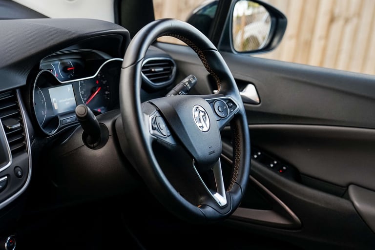 2017 Vauxhall Crossland X 1.2 Crossland X Elite T S/S Auto 5dr SUV Petrol Automatic