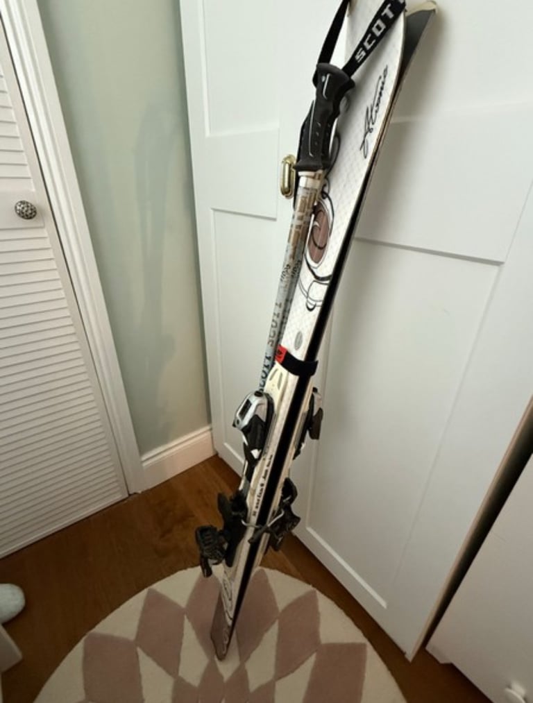 Atomic Skis Model A102750 & Scott Ski Poles