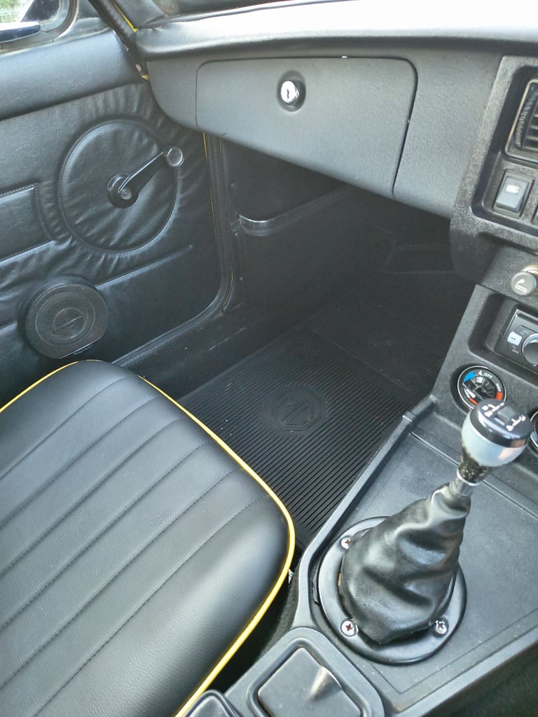 MGB GT Overdrive 1981