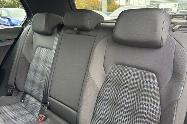 2025 Volkswagen Golf 1.5 TSI 272 GTE eHybrid 5dr DSG **PAN ROOF, HEADS UP** Hatchback PETROL/ELEC...