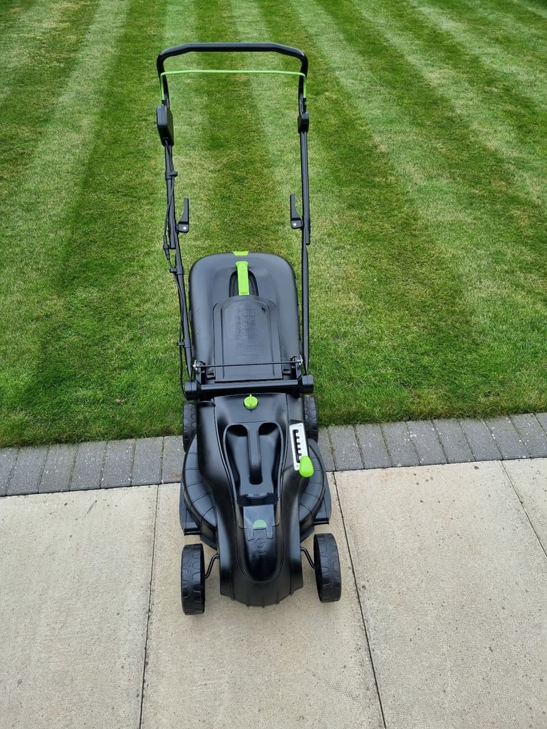 Gtech Cordless Lawnmower VGC with battery and charger
