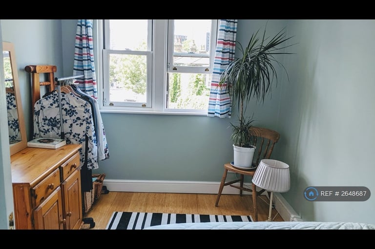 3 bedroom house in Cressingham Road, London, SE13 (3 bed) (#2648687)