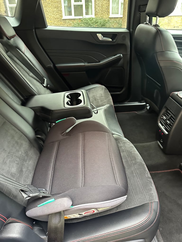 Ford, KUGA, Hatchback, 2022, Other, 2496 (cc), 5 doors