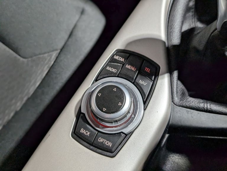 2017 BMW 2 Series 218i SE 2dr [Nav] COUPE PETROL Manual