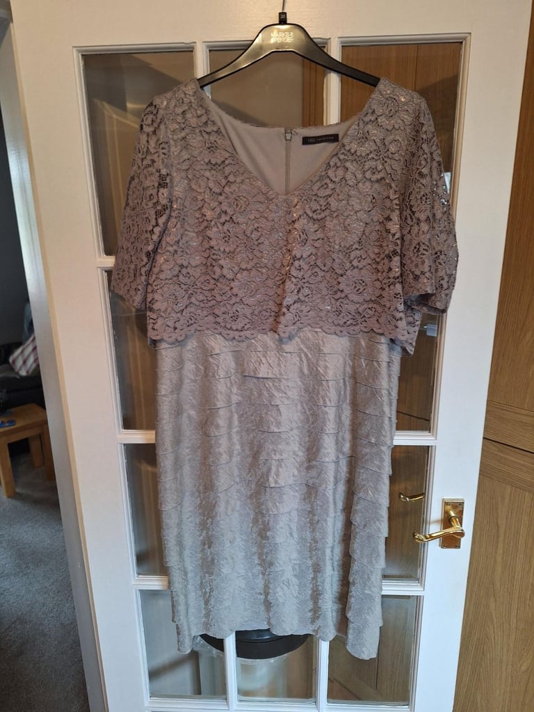 image for Size 20 dress from M&S Ideal for a wedding 