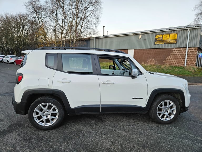 2022 72 Jeep Renegade 1.0 T3 GSE Limited White 5dr Damaged Repaired