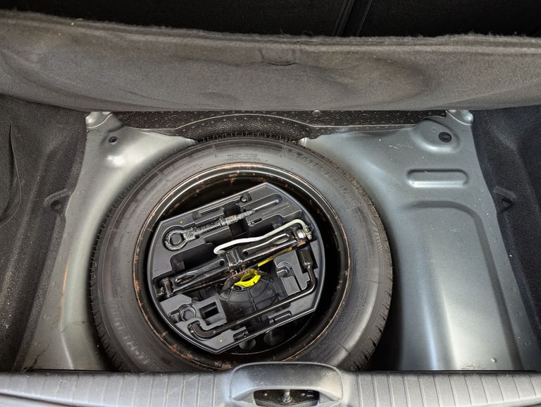 2013 Peugeot Intuitive, 208 VTI, 1.2 Petrol, 3dr, Manual