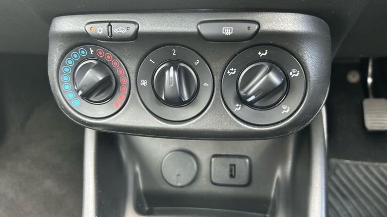 2019 Vauxhall Corsa 1.4i Design Hatchback 5dr Petrol Manual Euro 6 (s/s) (90 ps) HATCHBACK Petrol...