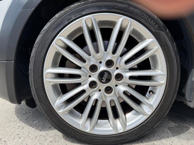 2014 MINI Cooper 2.0 PETROL AUTO Hatchback Petrol Semi Automatic