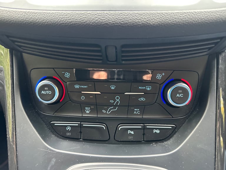 2019 Ford Kuga 1.5 EcoBoost 176 ST-Line 5dr Auto HATCHBACK Petrol Automatic