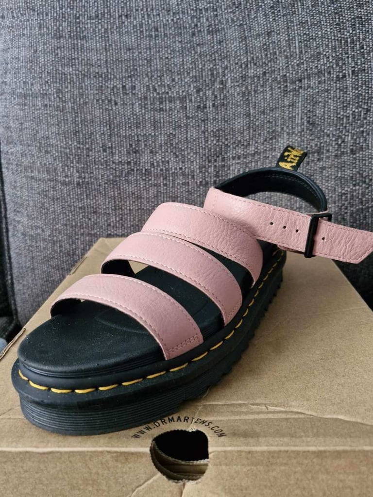 image for Dr. Martens sandals (peach beige) uk 6