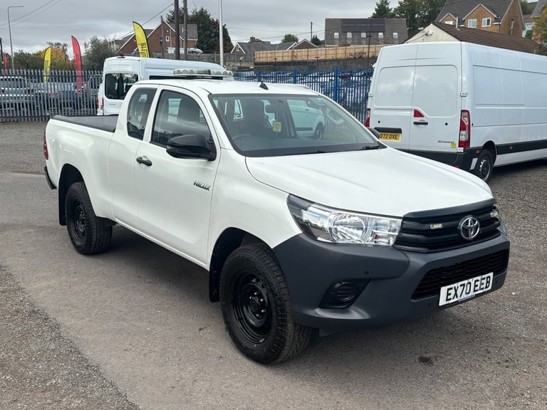 2020 Toyota Hilux 150 PS AWD Active Extra Cab Pick Up 2.4 D-4D  PICK UP Diesel Manual