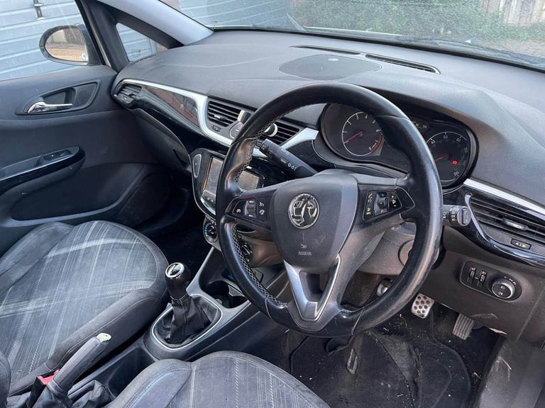 Vauxhall, CORSA, Hatchback, 2015, Manual, 1229 (cc), 3 doors (Excellent Condition)