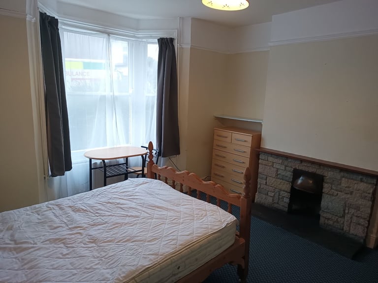 Double room in shared house, furnished, all bills included, NR1