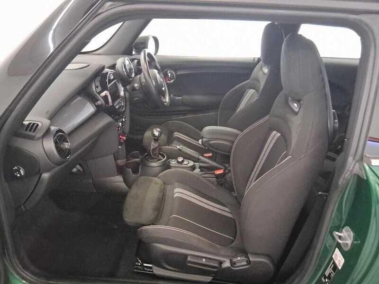 2019 MINI Hatch 1.5 Cooper Sport Hatchback 3dr HATCHBACK Petrol Manual