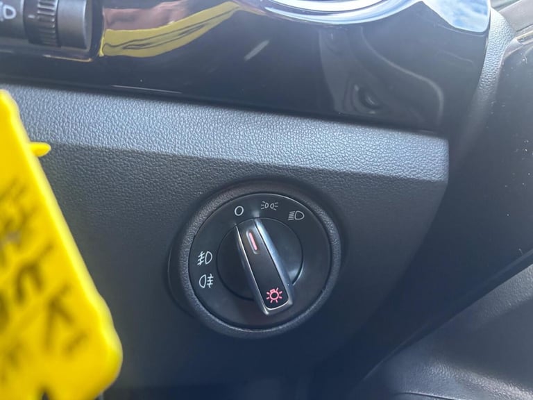 VOLKSWAGEN UP 1.0 High up! 2013