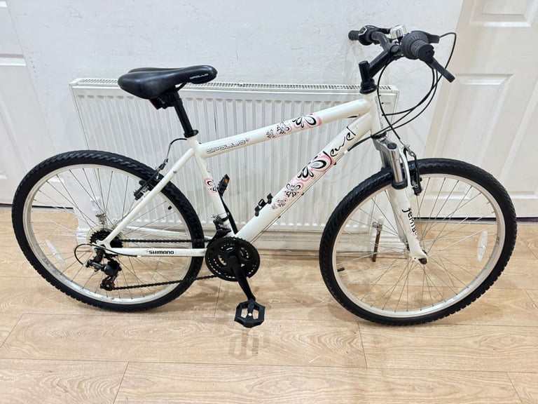 image for 26” Apollo jewel mountain bike in good condition All fully working 