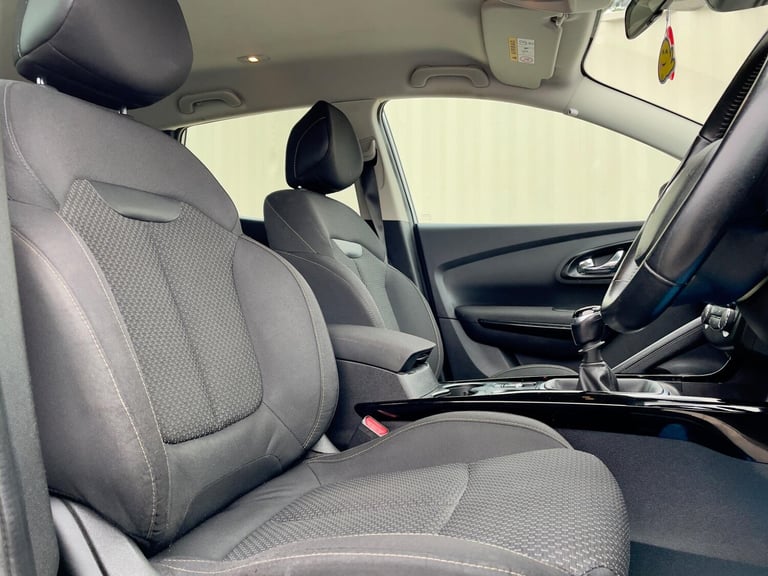 2016 Renault Kadjar 1.5 dCi Dynamique Nav Euro 6 (s/s) 5dr HATCHBACK Diesel Manual