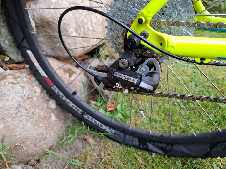 Specialized Pitch Sport ladies mountain bike 