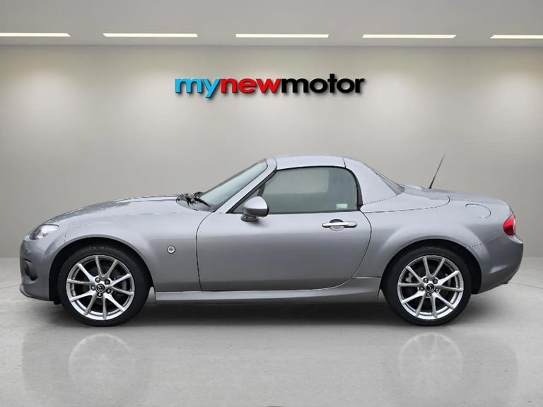 2015 Mazda MX-5 2.0i Sport Tech Roadster Euro 5 2dr CONVERTIBLE Petrol Manual