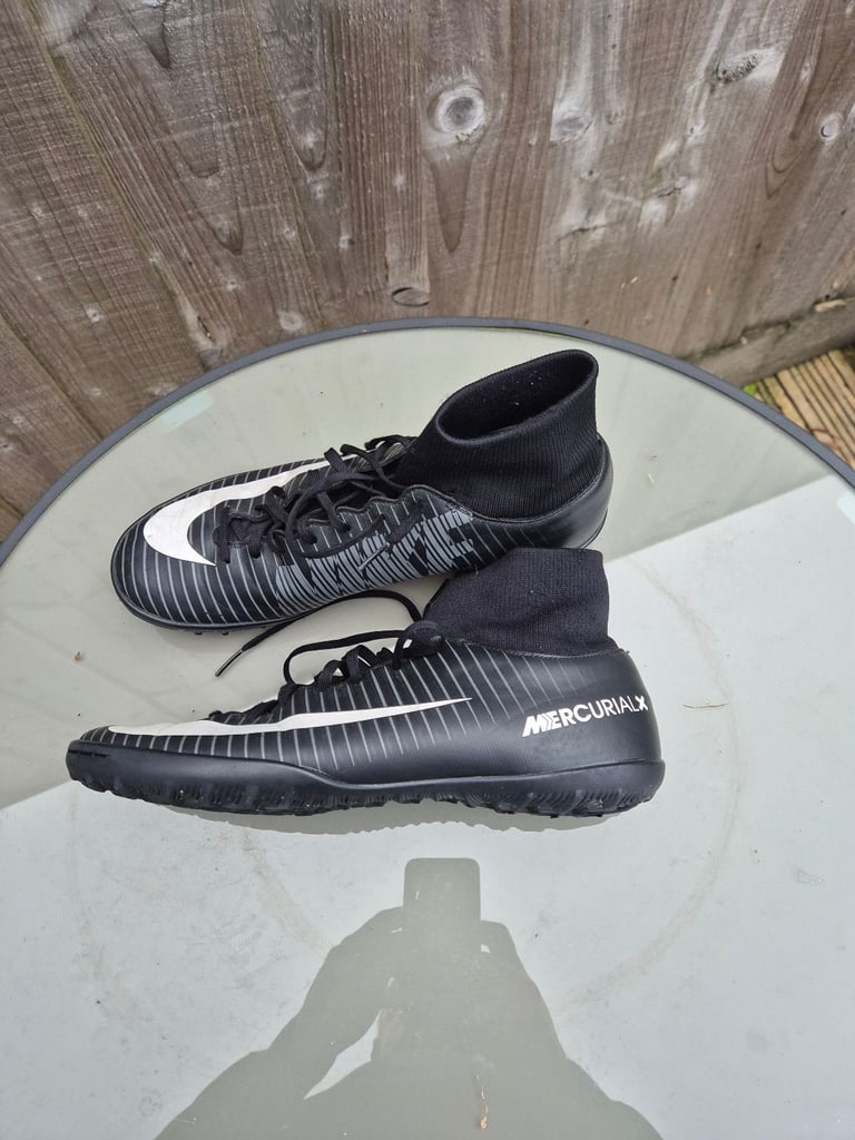 image for Nike mercurial astro trainers