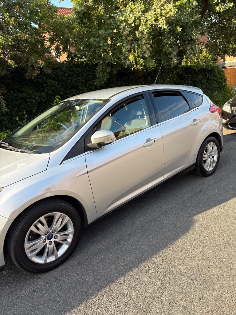 Ford, FOCUS, Estate, 2014, Manual, 1596 (cc), 5 doors