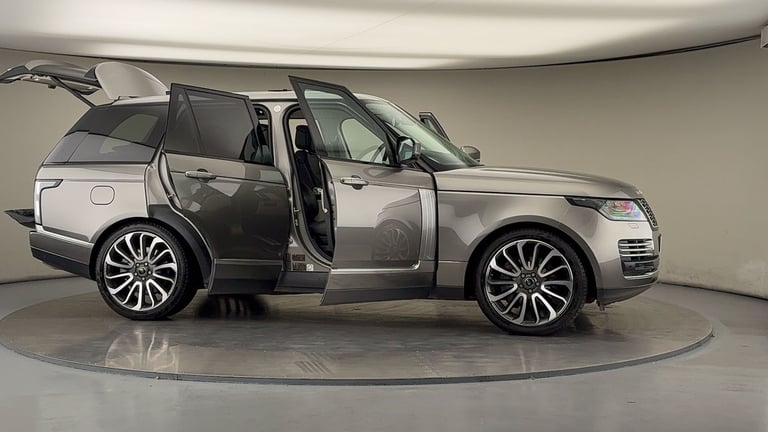 2019 Land Rover Range Rover 4.4 SD V8 Autobiography SUV 5dr Diesel Auto 4WD Euro 6 (s/s) (339 ps)...