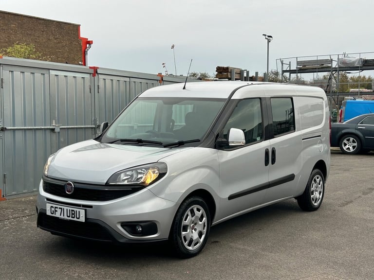 2022 Fiat Doblo 16V TECNICO MAXI MULTIJET II CREW CAB SAT NAV Van/side windows Diesel Manual