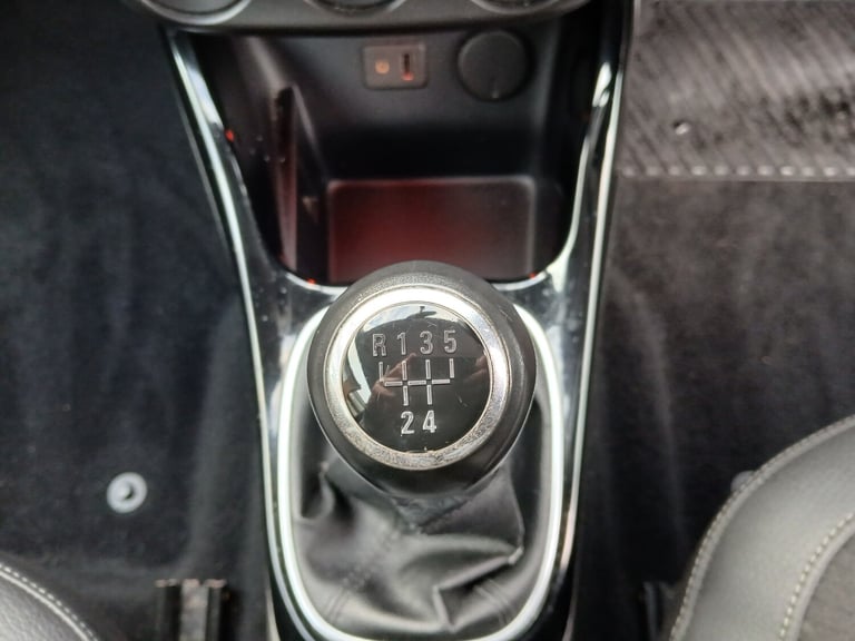 2014 Vauxhall ADAM 1.4i Jam 3dr HATCHBACK Petrol Manual