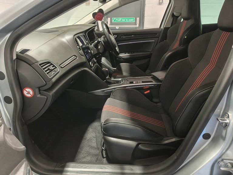 2021 Renault Megane 1.3 TCE R.S.Line 5dr Auto ESTATE PETROL Automatic
